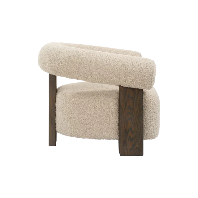Kuvo Lounge Chair