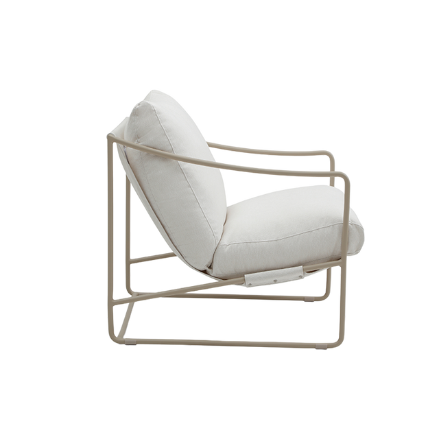 Naia Outdoor Lounge Chair