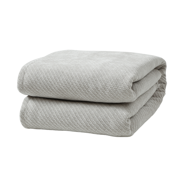 Nest Throw Light Gray