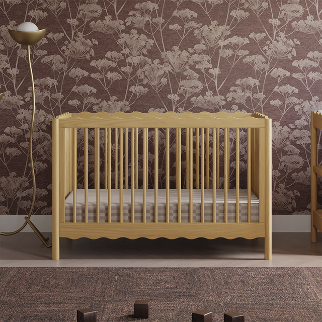 Swell 4-in-1 Convertible Crib with Toddler Bed Conversion Kit