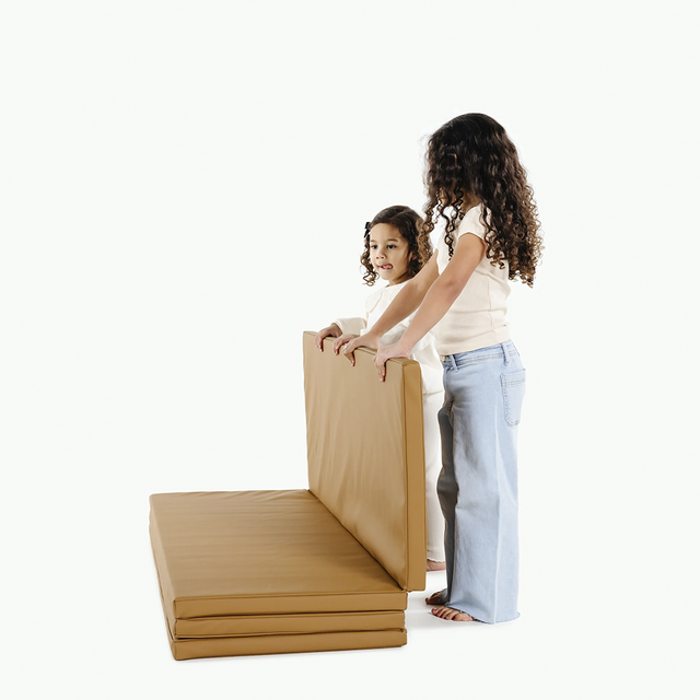 Tumbling Mat Camel