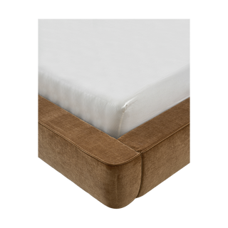 Como Bed Cognac & Off White