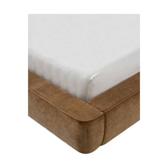 Como Bed Cognac & Off White