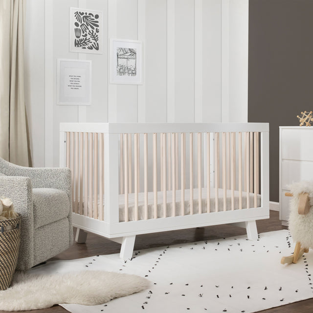 Hudson 3-in-1 Convertible Crib with Toddler Bed Conversion Kit - White / Washed Natural