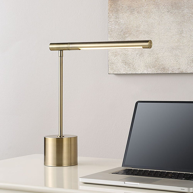 Linea Desk Lamp
