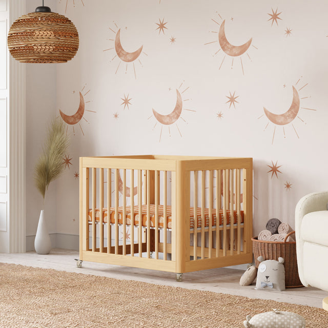 Yuzu 8-in-1 Convertible Crib with All-Stages
