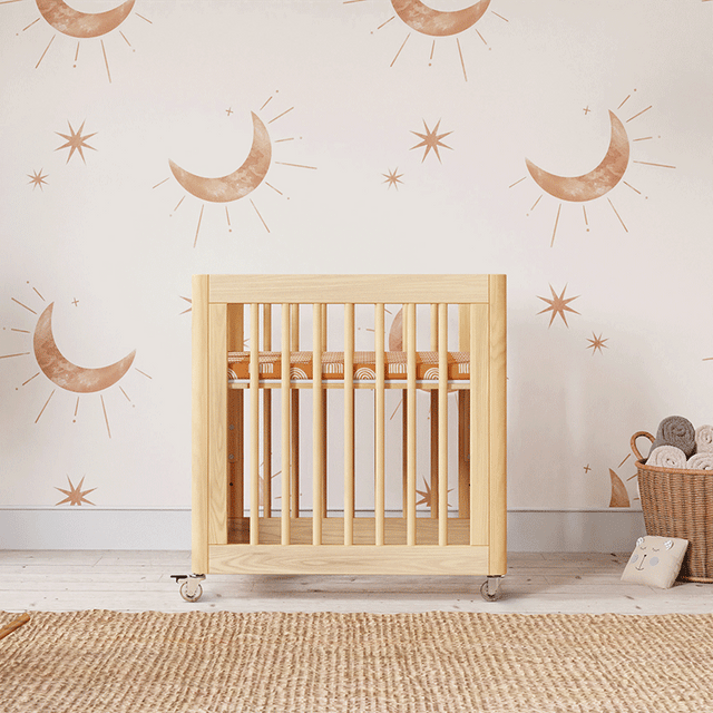 Yuzu 8-in-1 Convertible Crib with All-Stages